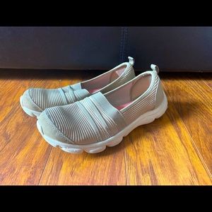 Women’s slip on sketchers